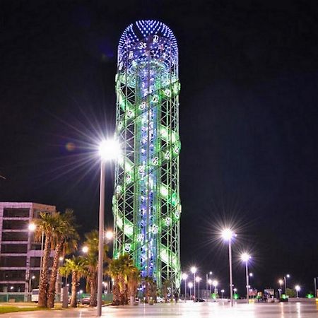 Aparthotel Selfie Batumi Exteriör bild