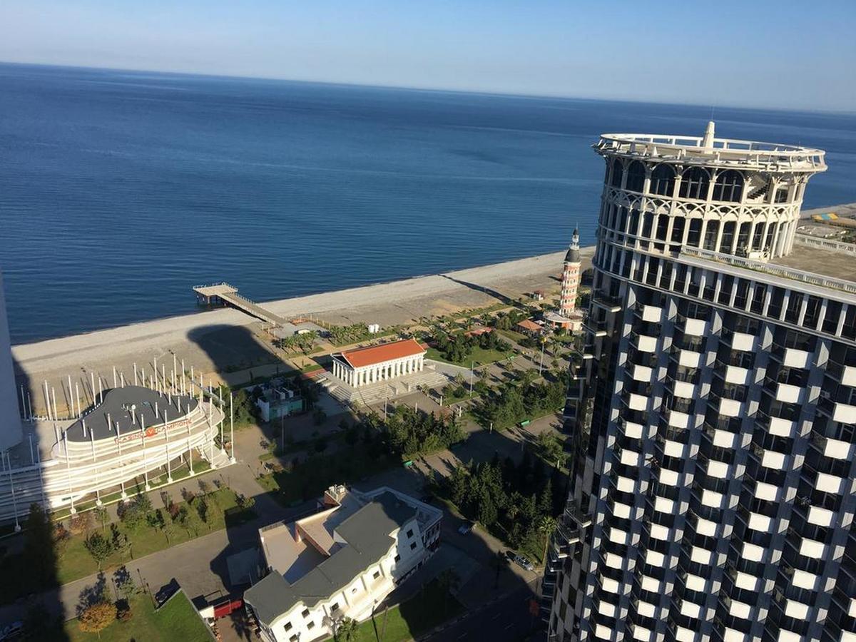 Aparthotel Selfie Batumi Exteriör bild
