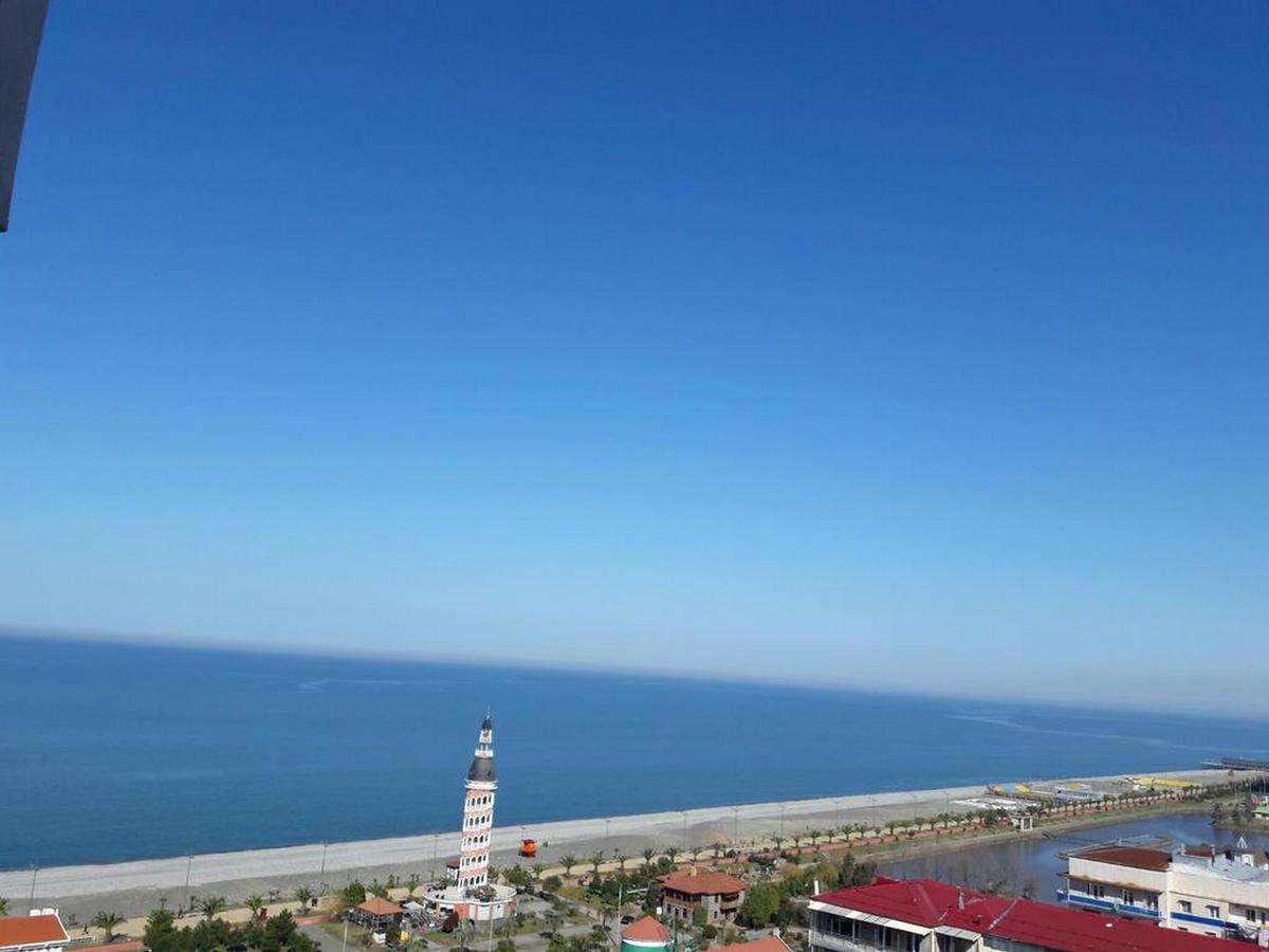 Aparthotel Selfie Batumi Exteriör bild
