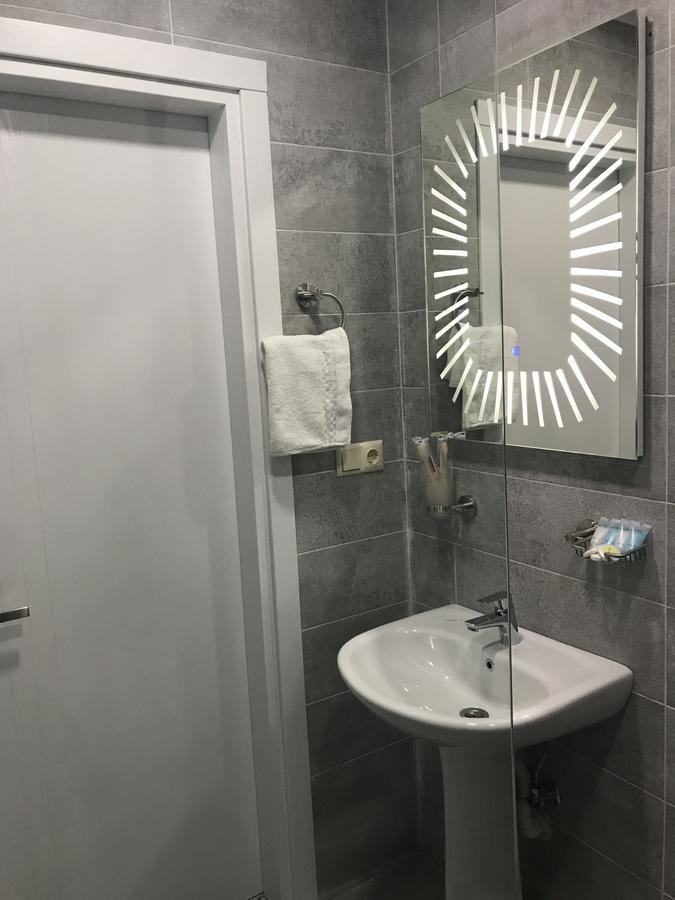 Aparthotel Selfie Batumi Exteriör bild