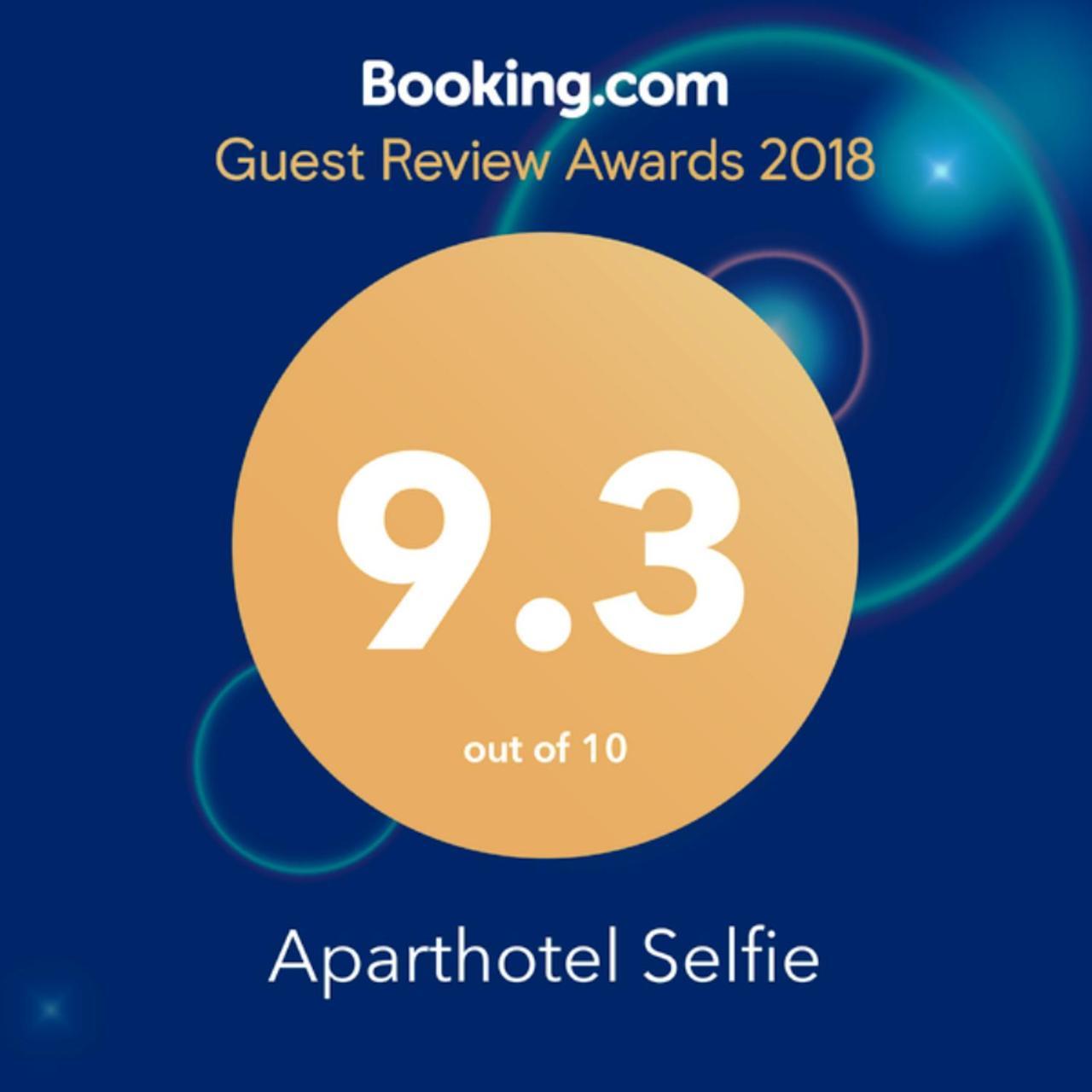 Aparthotel Selfie Batumi Exteriör bild